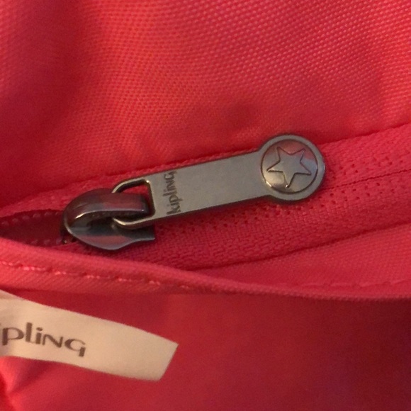 Kipling Ferris Nylon Backpack Flashy Pink WB With Faux Fur Monkey Keychain NWT - Picture 10 of 16